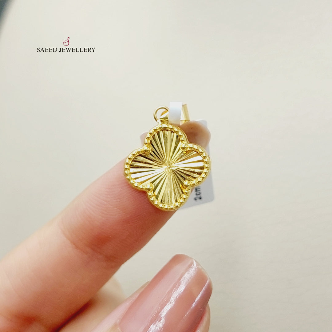 18K Gold Clover Pendant by Saeed Jewelry - Image 5