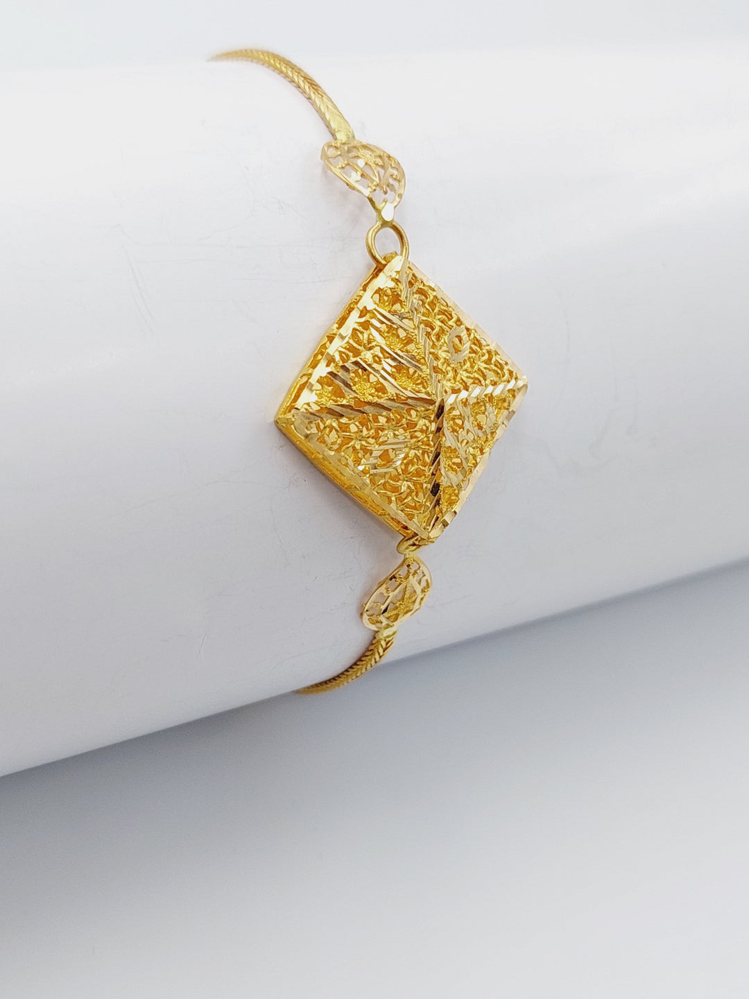 21K Gold Bahraini Bracelet by Saeed Jewelry - Image 3