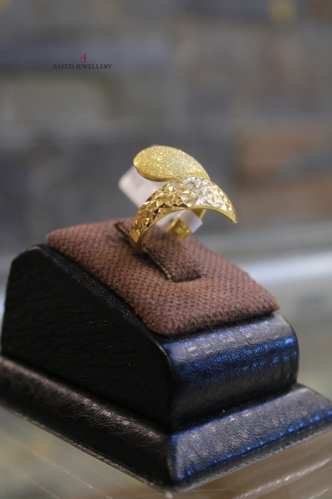 21K Gold Fancy Laser Ring by Saeed Jewelry - Image 2