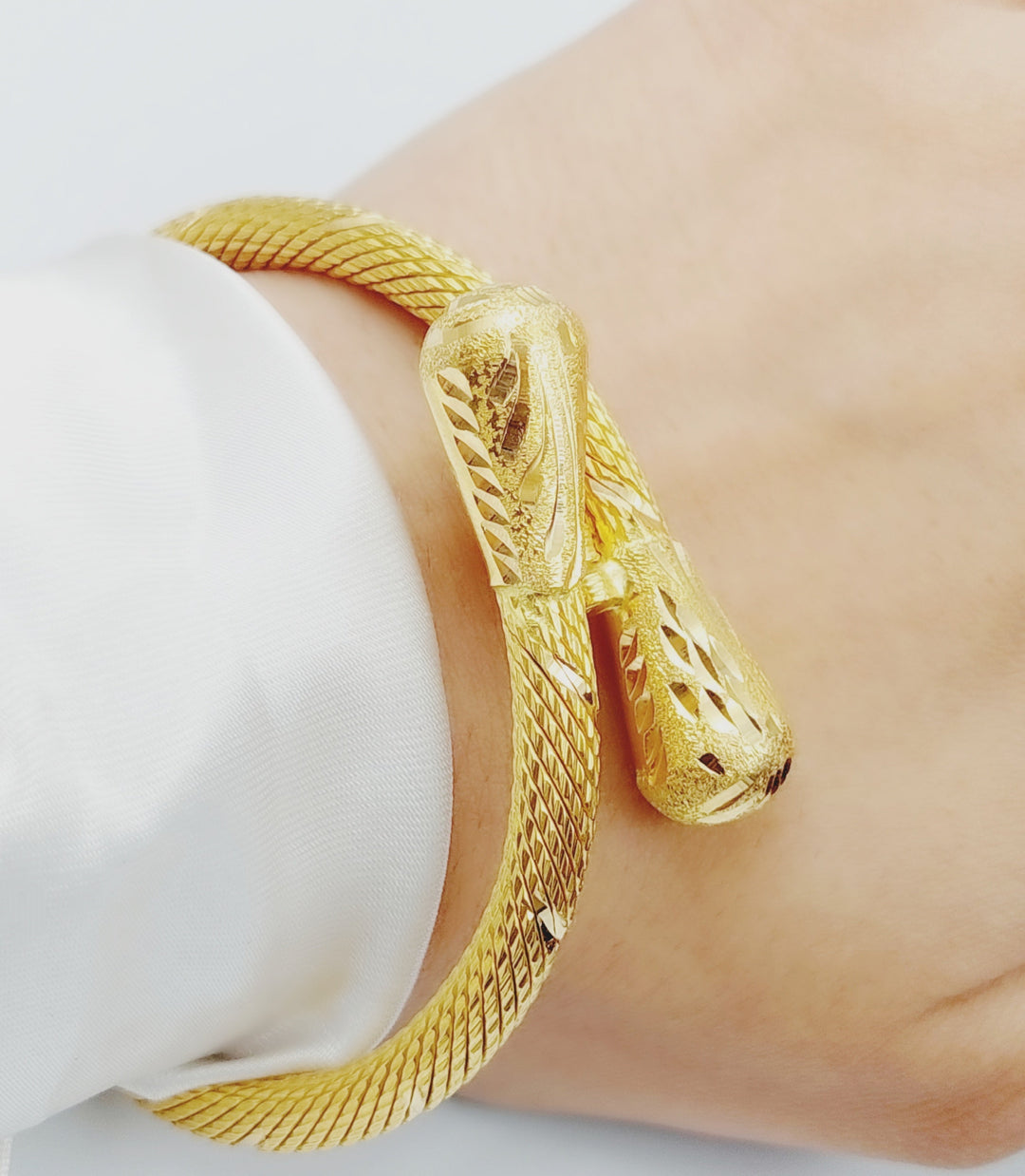 21K Gold Twisted Bracelet by Saeed Jewelry - Image 5