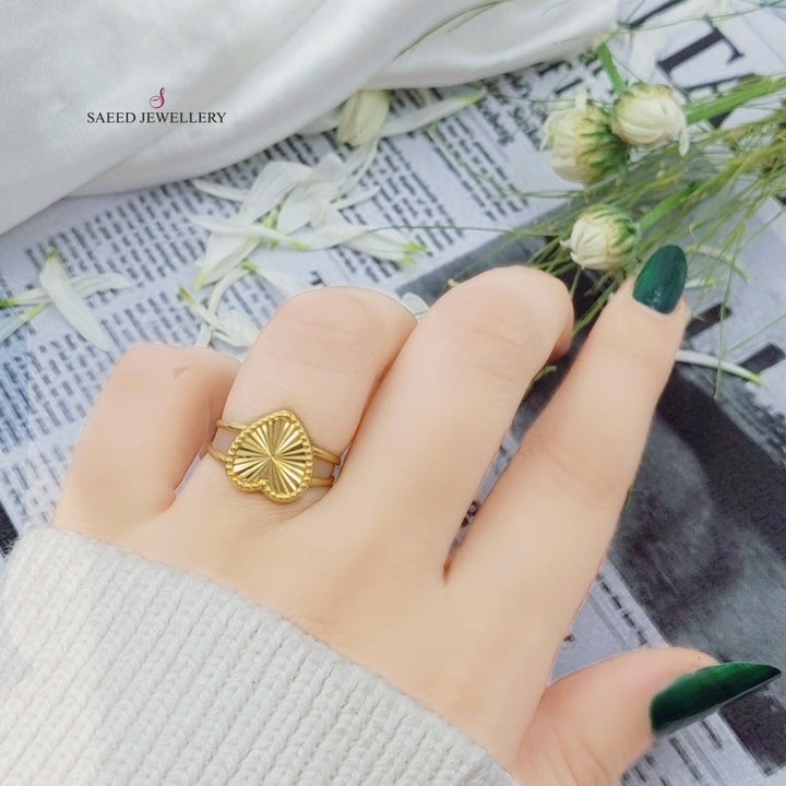 18K Gold Heart Ring by Saeed Jewelry - Image 5