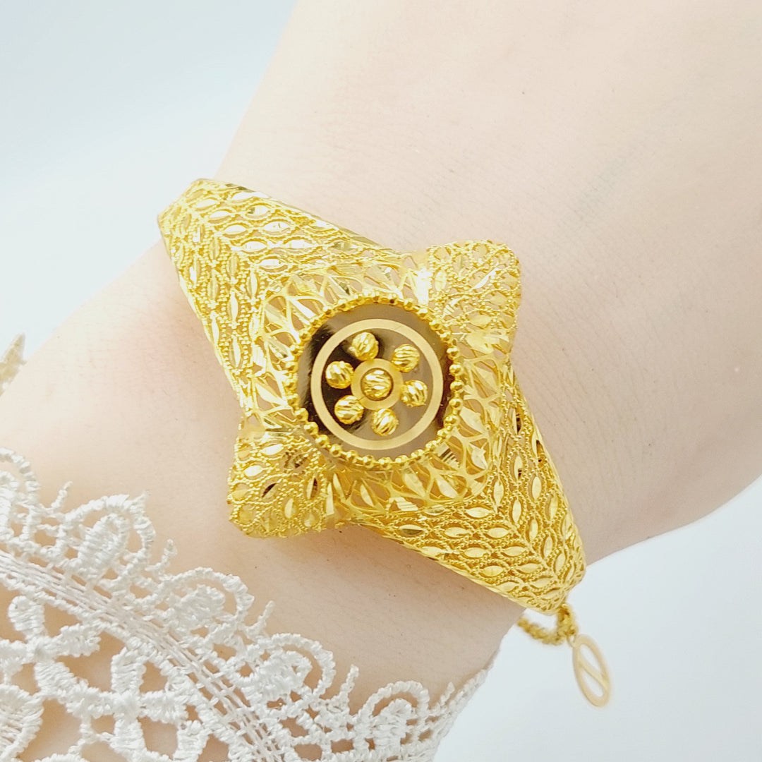 21K Gold Luxury Kuwaiti Bracelet by Saeed Jewelry - Image 5