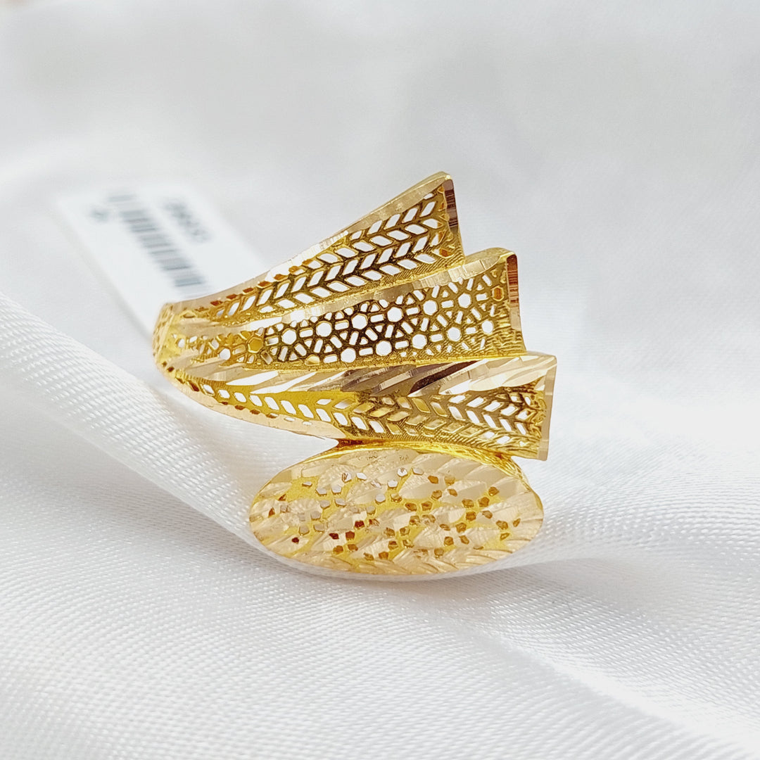 21K Gold Triangles Oval Ring by Saeed Jewelry - Image 4